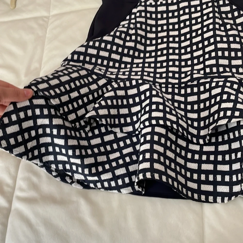 Adelyn Rae Dress - Picture 4 of 4